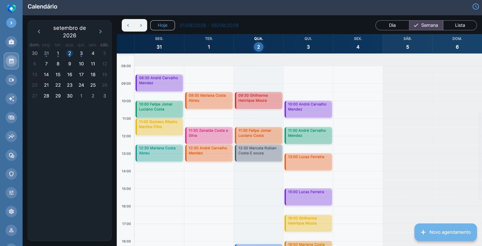 Agenda semanal colorida por profissional
